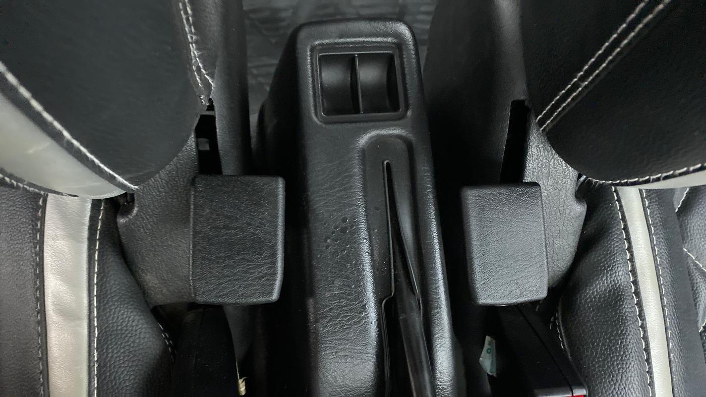 2021 Maruti Eeco 5 STR CNG WITH AC PLUSHTR, CNG, Manual, 16,521 km, Driver Side Adjustment Panel