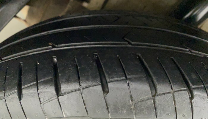 2020 Hyundai XCENT PRIME T  VTVT PLUS  CNG, CNG, Manual, 58,710 km, Right Rear Tyre Tread