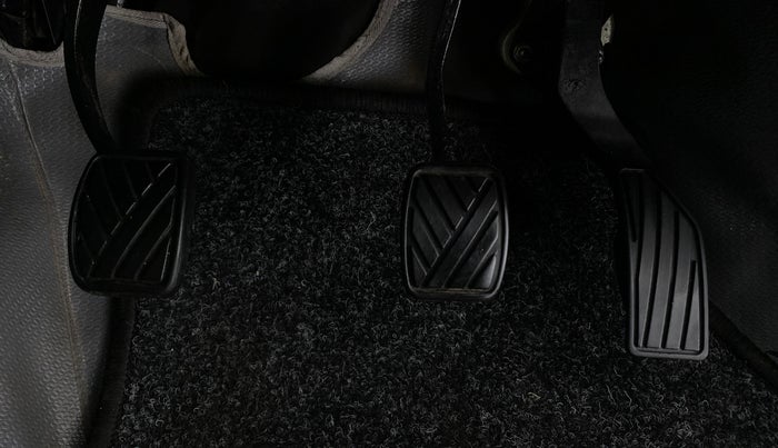 2010 Maruti Swift Dzire VDI, Diesel, Manual, 90,219 km, Pedals