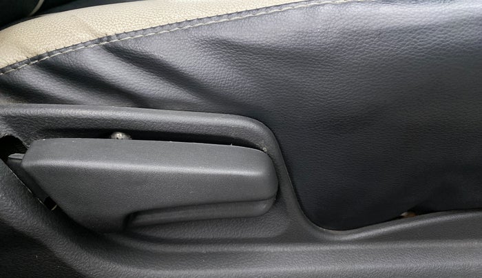 2010 Maruti Swift Dzire VDI, Diesel, Manual, 90,219 km, Driver Side Adjustment Panel