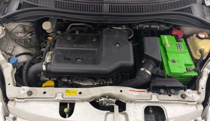 2010 Maruti Swift Dzire VDI, Diesel, Manual, 90,219 km, Open Bonet