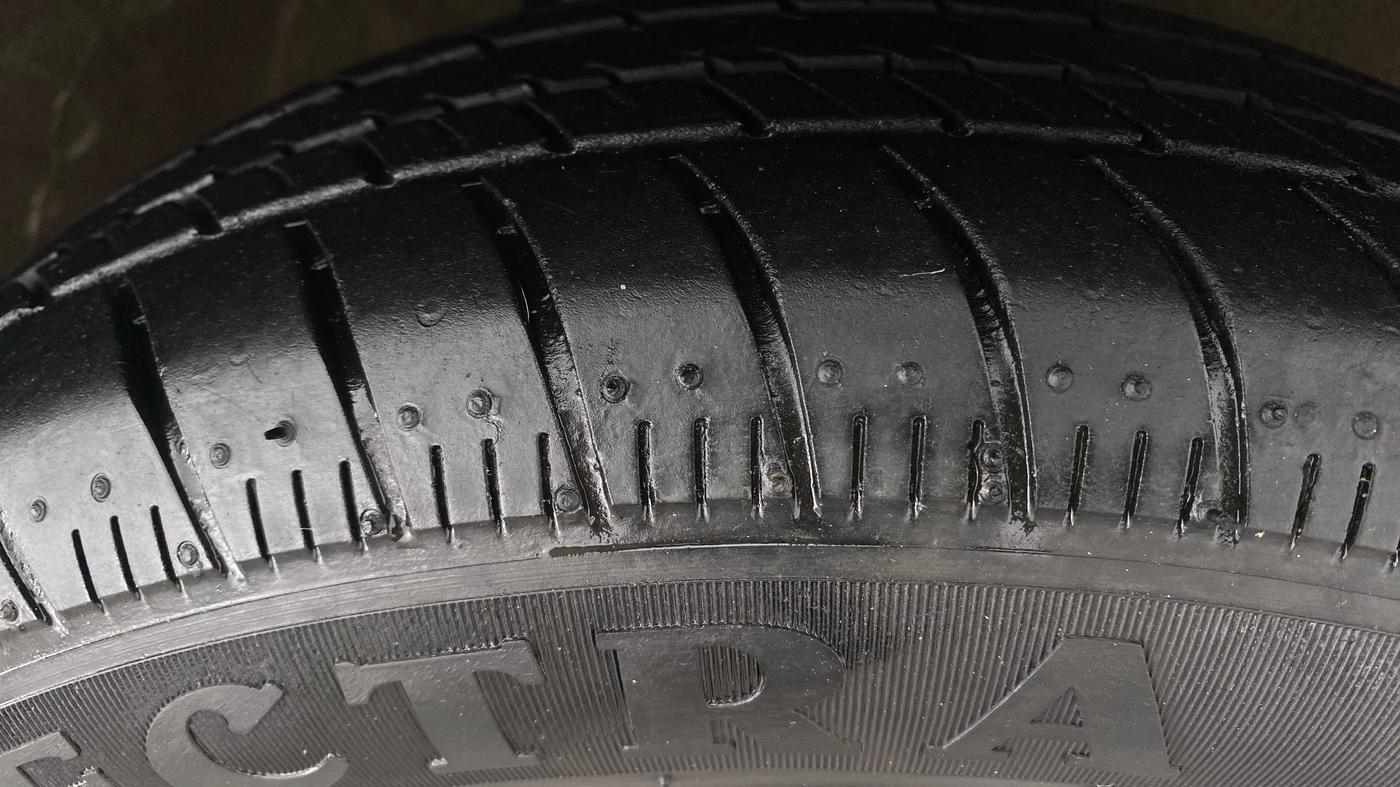 2020 Maruti Celerio ZXI AMT, Petrol, Automatic, 35,538 km, Right Front Tyre Tread