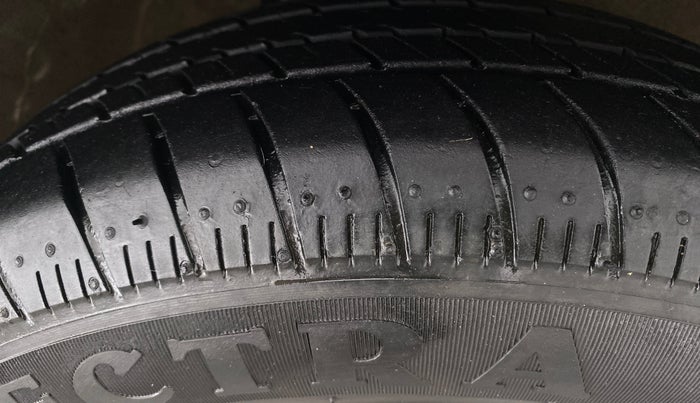 2020 Maruti Celerio ZXI AMT, Petrol, Automatic, 35,538 km, Right Front Tyre Tread