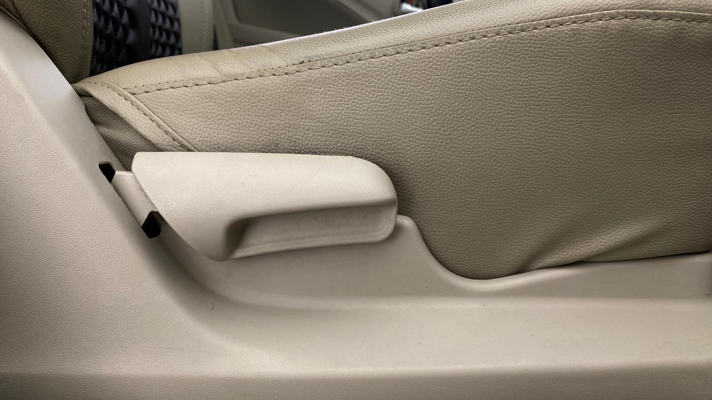 2020 Maruti Celerio ZXI AMT, Petrol, Automatic, 35,538 km, Driver Side Adjustment Panel