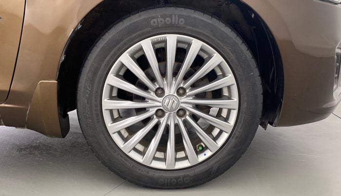 2017 Maruti Ciaz ALPHA 1.3 DDIS SHVS, Diesel, Manual, 71,650 km, Right Front Wheel