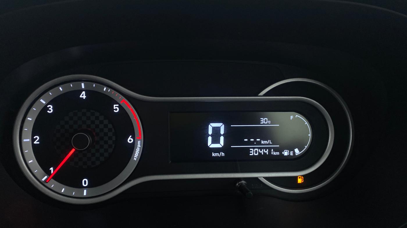 2020 Hyundai GRAND I10 NIOS SPORTZ 1.2 CRDI MT, Diesel, Manual, 30,477 km, Odometer Image
