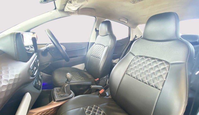 2020 Hyundai AURA S CNG, CNG, Manual, 33,854 km, Right Side Front Door Cabin