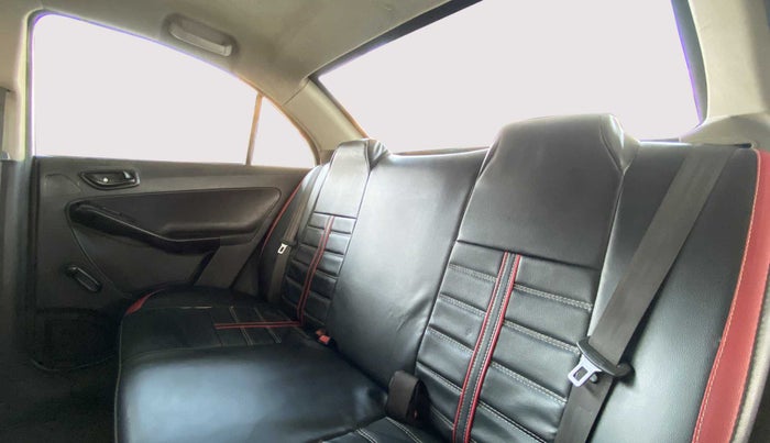 2017 Tata Zest XE QUADRAJET 75PS, Diesel, Manual, 80,241 km, Right Side Rear Door Cabin