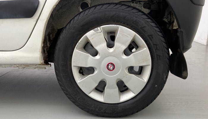 2010 Hyundai Santro Xing GL, Petrol, Manual, 46,734 km, Left Rear Wheel