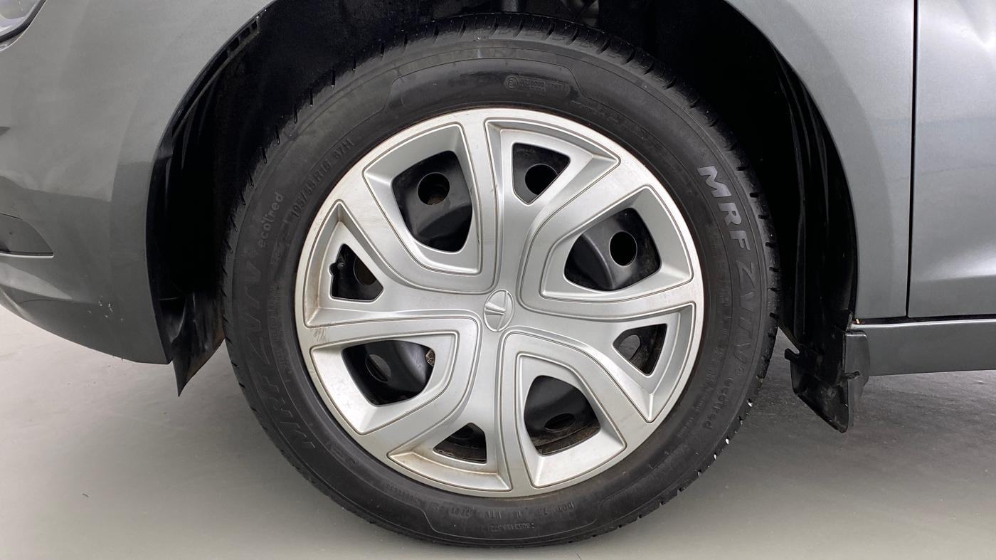 2021 Tata ALTROZ XT 1.2, Petrol, Manual, 6,013 km, Left Front Wheel