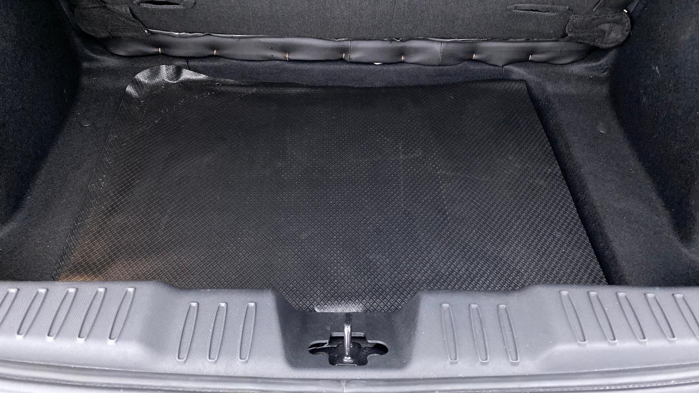 2021 Tata ALTROZ XT 1.2, Petrol, Manual, 6,013 km, Boot Inside