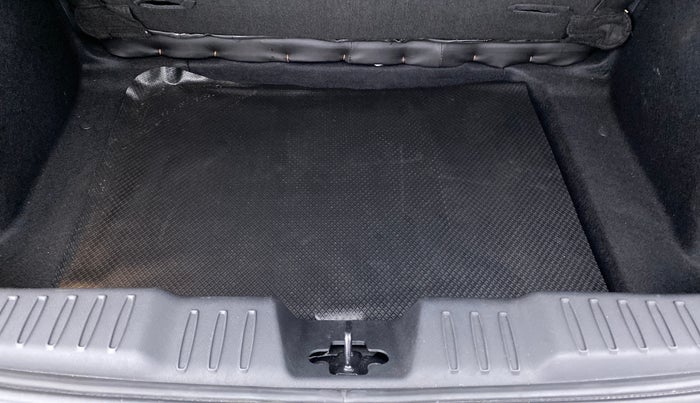 2021 Tata ALTROZ XT 1.2, Petrol, Manual, 6,013 km, Boot Inside