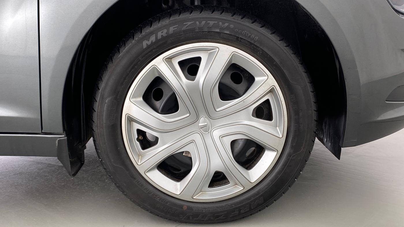 2021 Tata ALTROZ XT 1.2, Petrol, Manual, 6,013 km, Right Front Wheel