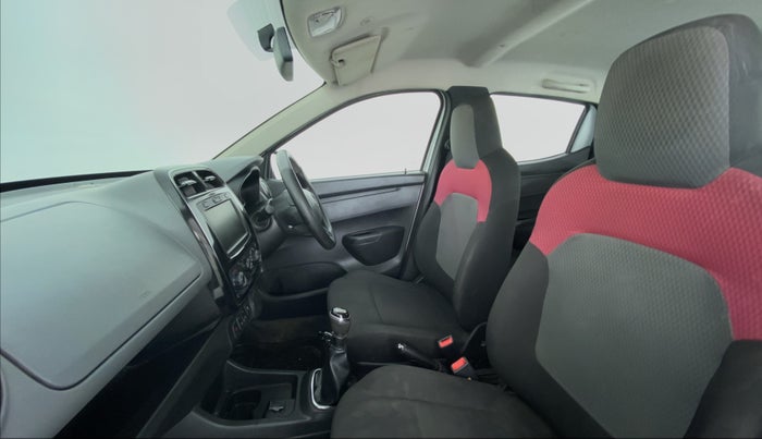 2019 Renault Kwid 1.0 RXT Opt, Petrol, Manual, 25,977 km, Right Side Front Door Cabin