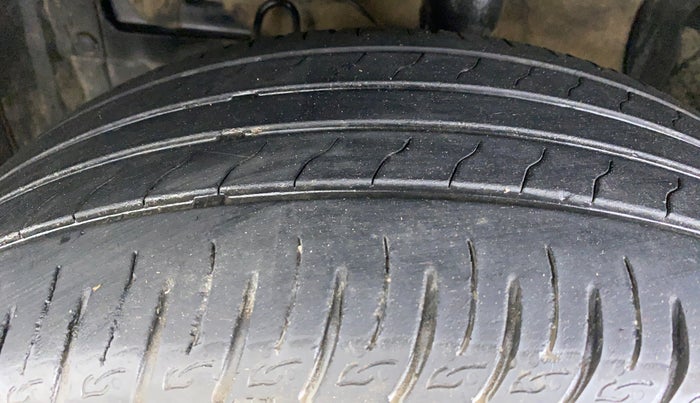 2019 Maruti Vitara Brezza ZDI, Diesel, Manual, 56,710 km, Left Front Tyre Tread