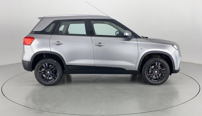 2019 Maruti Vitara Brezza ZDI, Diesel, Manual, 56,710 km, Right Side View