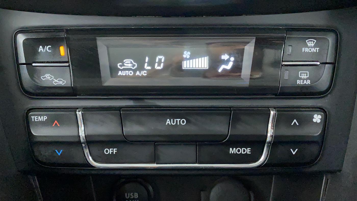 2019 Maruti Vitara Brezza ZDI, Diesel, Manual, 56,710 km, Automatic Climate Control