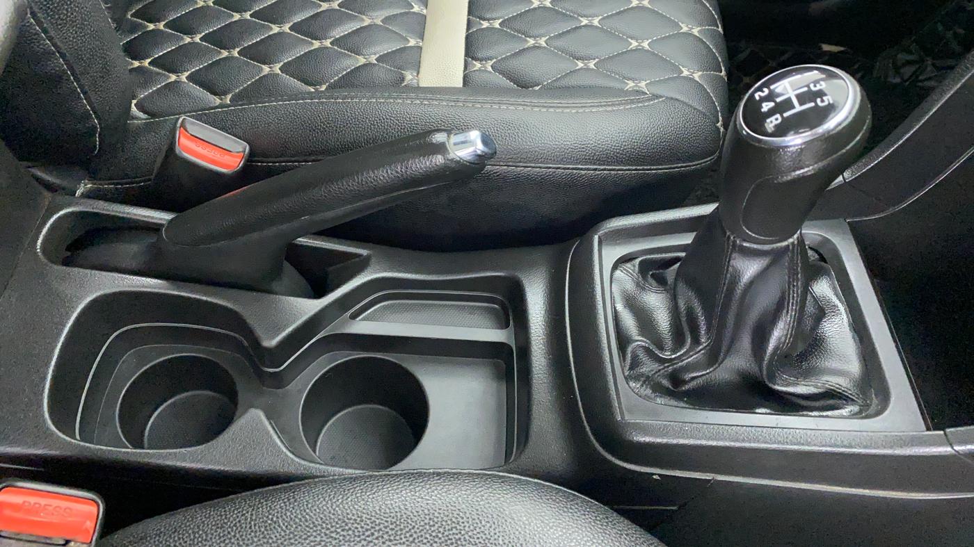 2019 Maruti Vitara Brezza ZDI, Diesel, Manual, 56,710 km, Gear Lever