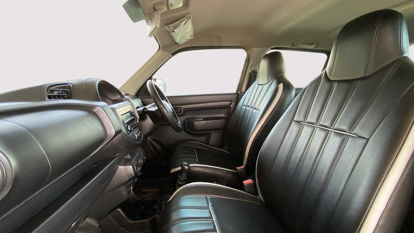 2019 Maruti S PRESSO VXI, Petrol, Manual, 43,520 km, Right Side Front Door Cabin