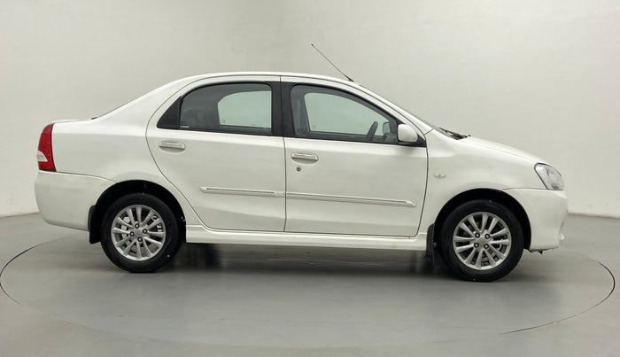 2011 Toyota Etios VX, Petrol, Manual, 86,258 km, Right Side View