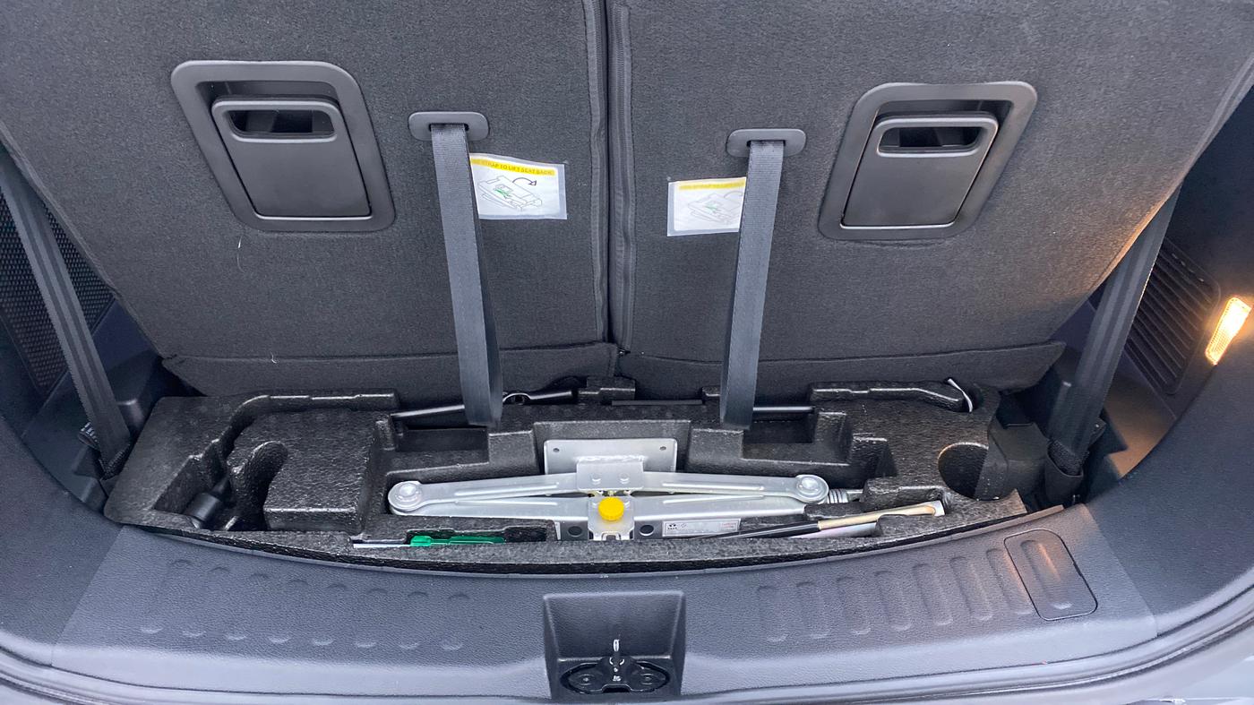 2021 Tata Safari XT+2.0 KRYOTEC, Diesel, Manual, 6,442 km, Boot Inside