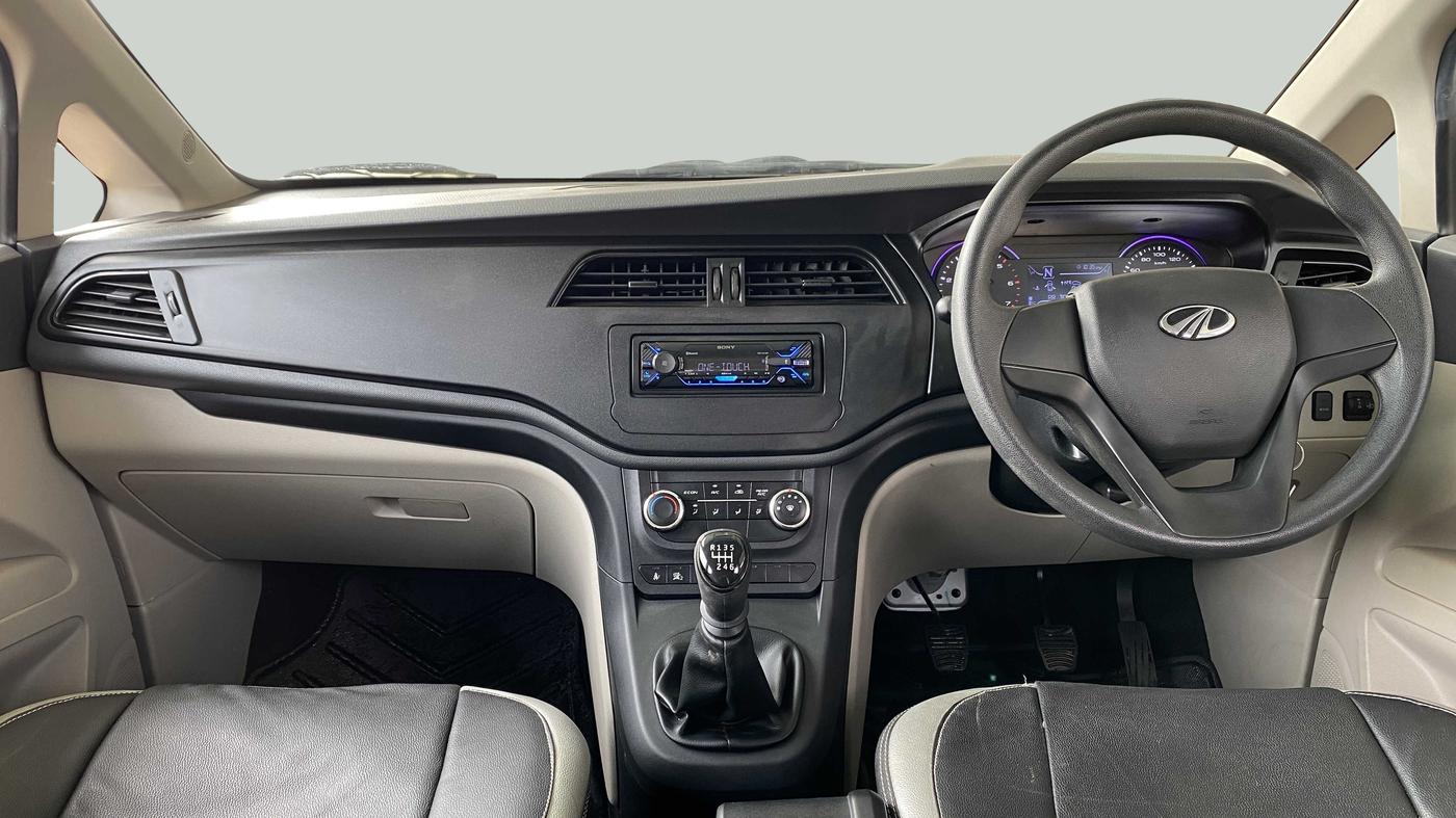 2019 Mahindra MARAZZO M2 8 STR, Diesel, Manual, 7,272 km, Dashboard