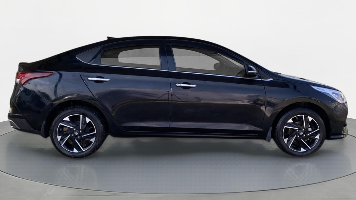 2021 Hyundai Verna SX(O) PETROL MT, Petrol, Manual, 7,922 km, Right Side View