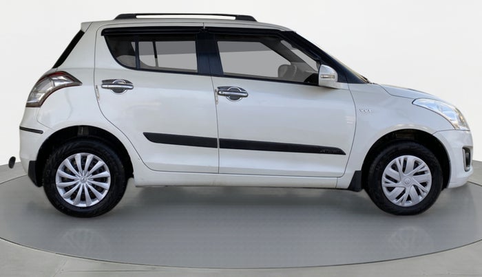 2015 Maruti Swift VXI D, Petrol, Manual, 31,411 km, Right Side View