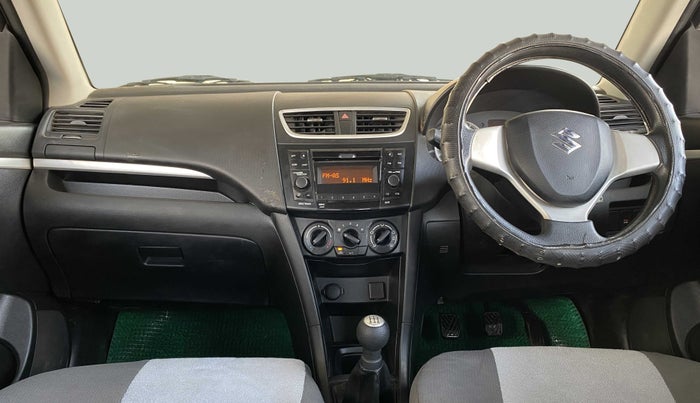 2015 Maruti Swift VXI D, Petrol, Manual, 31,411 km, Dashboard