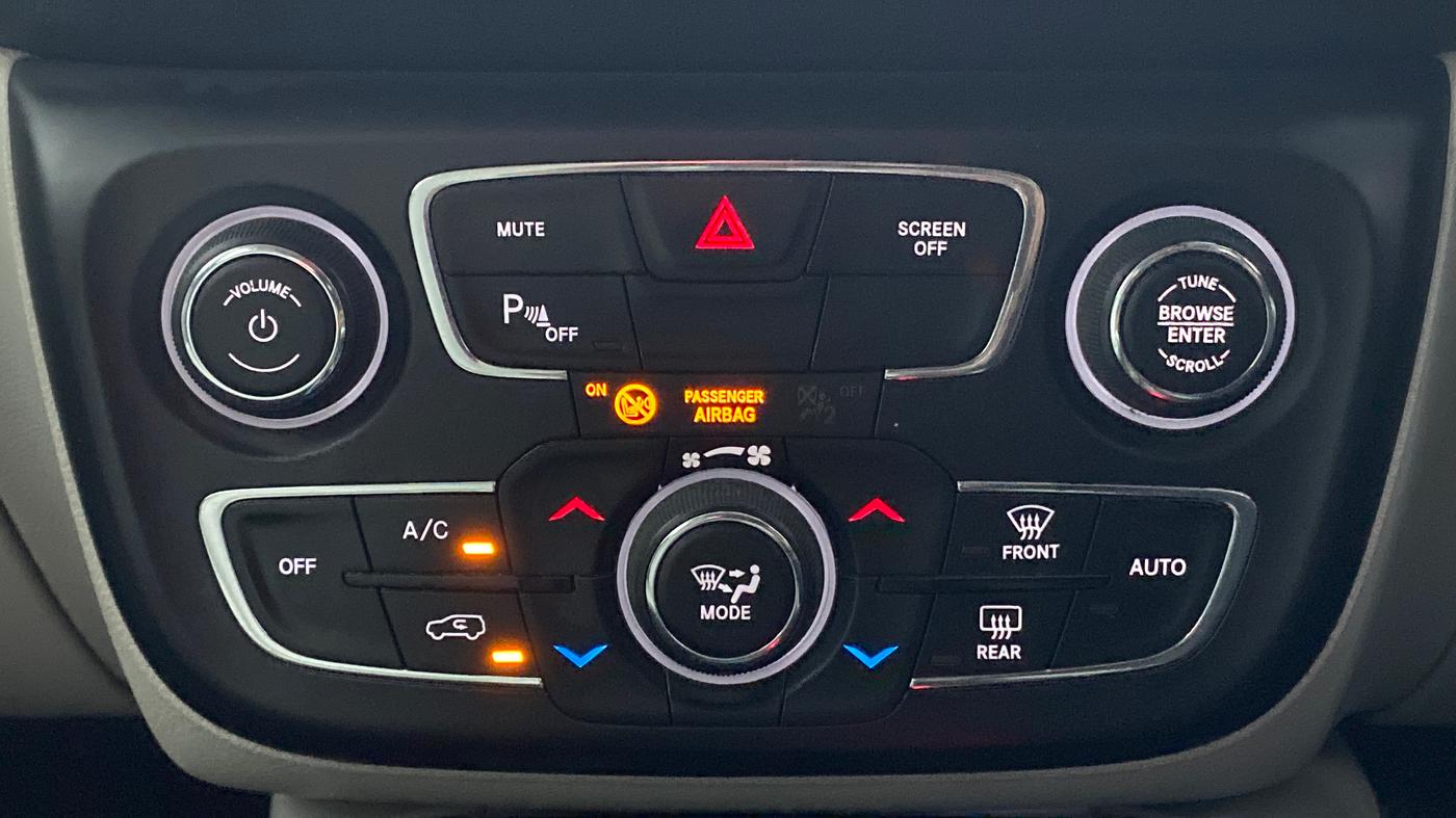 2018 Jeep Compass LIMITED 1.4 AT, Petrol, Automatic, 47,166 km, Multi-Zone Climate Control