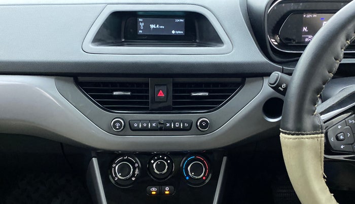2021 Tata NEXON XMA SUNROOF 1.2 RTN, Petrol, Automatic, 8,956 km, Air Conditioner