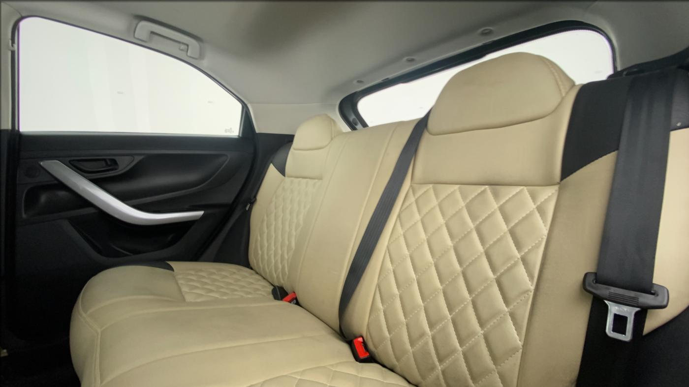 2021 Tata NEXON XMA SUNROOF 1.2 RTN, Petrol, Automatic, 8,956 km, Right Side Rear Door Cabin