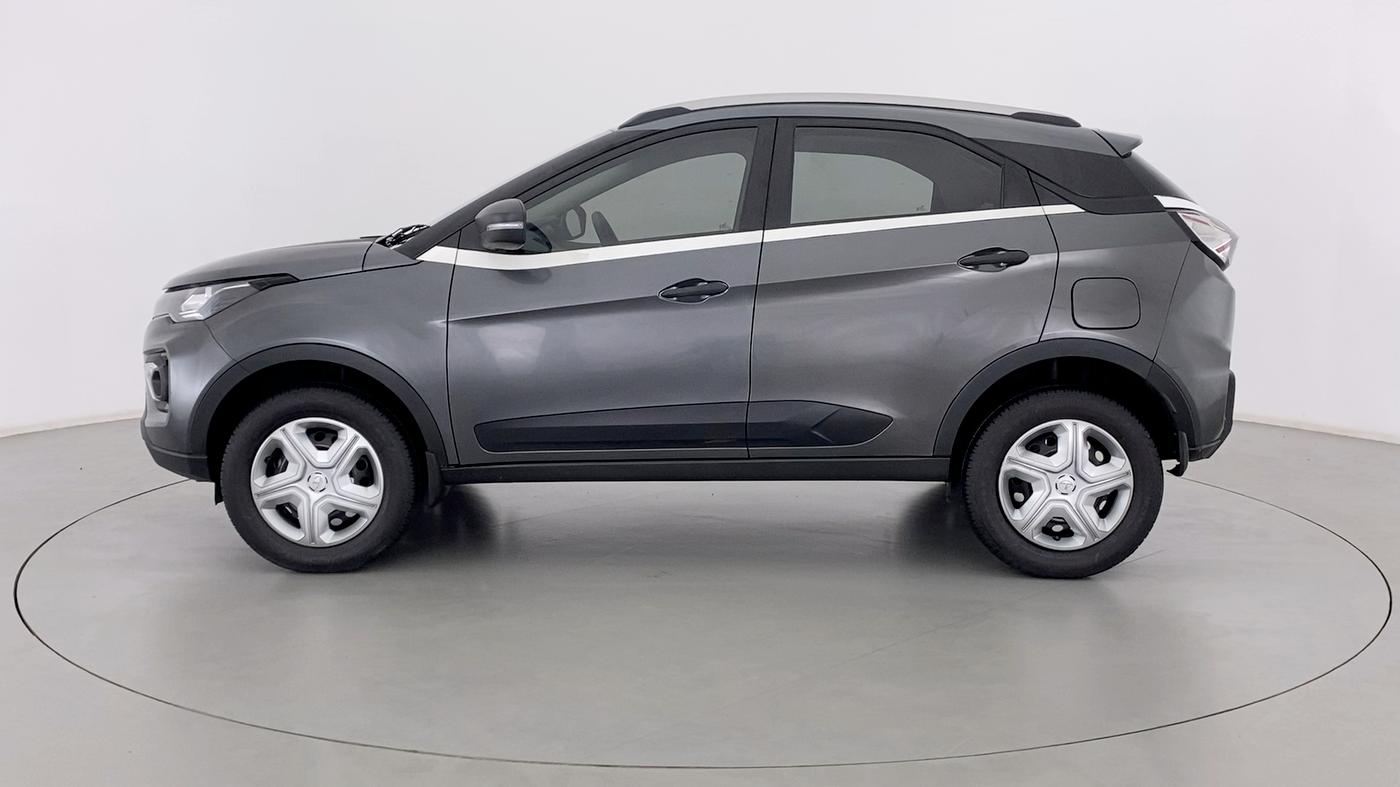 2021 Tata NEXON XMA SUNROOF 1.2 RTN, Petrol, Automatic, 8,956 km, Left Side