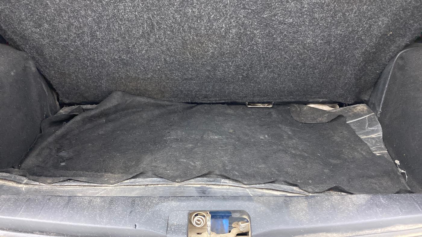 2013 Toyota Etios Liva V, Petrol, Manual, 86,000 km, Boot Inside