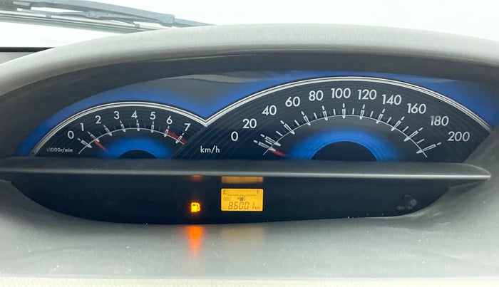 2013 Toyota Etios Liva V, Petrol, Manual, 86,000 km, Odometer Image