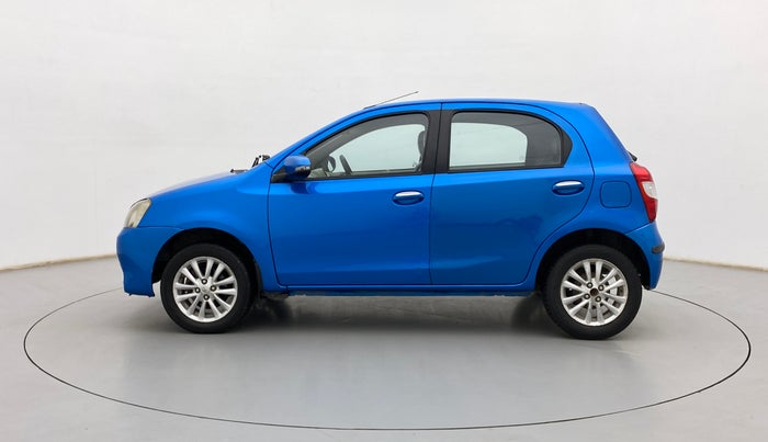 2013 Toyota Etios Liva V, Petrol, Manual, 86,000 km, Left Side