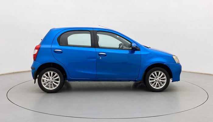 2013 Toyota Etios Liva V, Petrol, Manual, 86,000 km, Right Side View