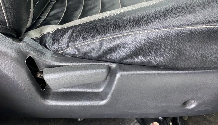 2016 Maruti Alto K10 VXI P, Petrol, Manual, 24,068 km, Driver Side Adjustment Panel