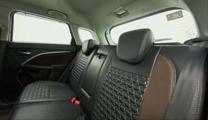 2022 Maruti BREZZA ZXI SMART HYBRID , Petrol, Manual, 8,946 km, Right Side Rear Door Cabin