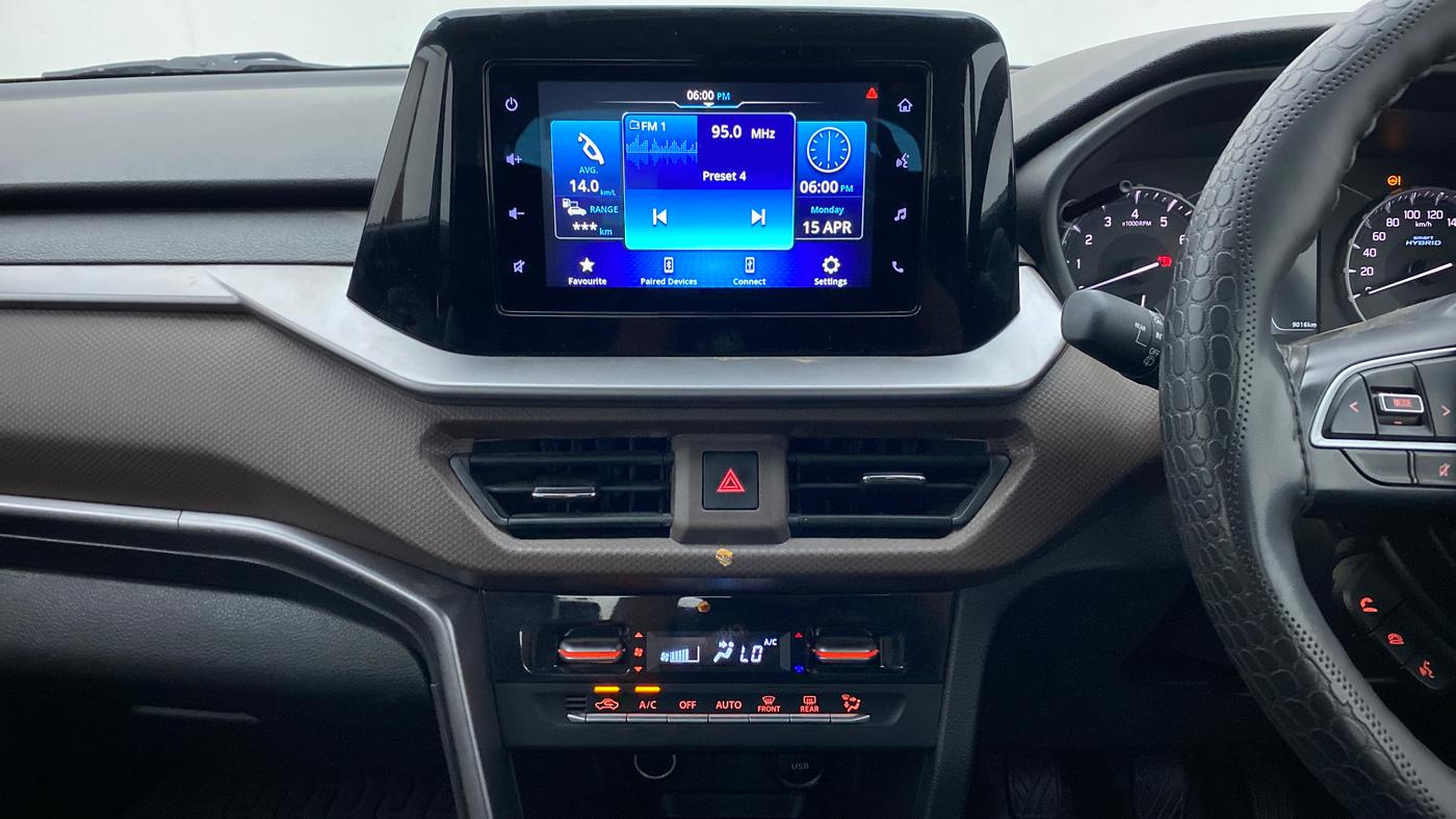 2022 Maruti BREZZA ZXI SMART HYBRID , Petrol, Manual, 8,946 km, Air Conditioner