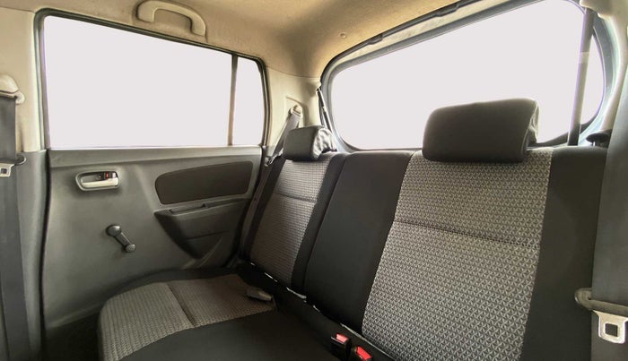 2011 Maruti Wagon R 1.0 LXI, Petrol, Manual, 59,964 km, Right Side Rear Door Cabin