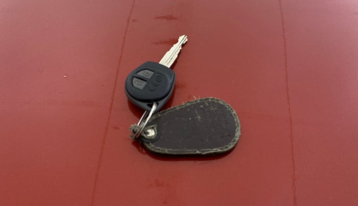 2017 Maruti Vitara Brezza VDI (O), Diesel, Manual, 1,16,957 km, Key Close Up