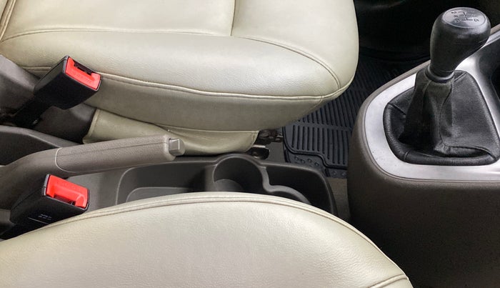 2013 Hyundai i10 ERA 1.1 IRDE, Petrol, Manual, 44,941 km, Gear Lever