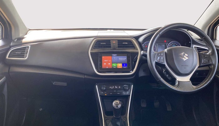2020 Maruti S Cross ALPHA 1.5 SMART HYBRID, Petrol, Manual, 39,300 km, Dashboard