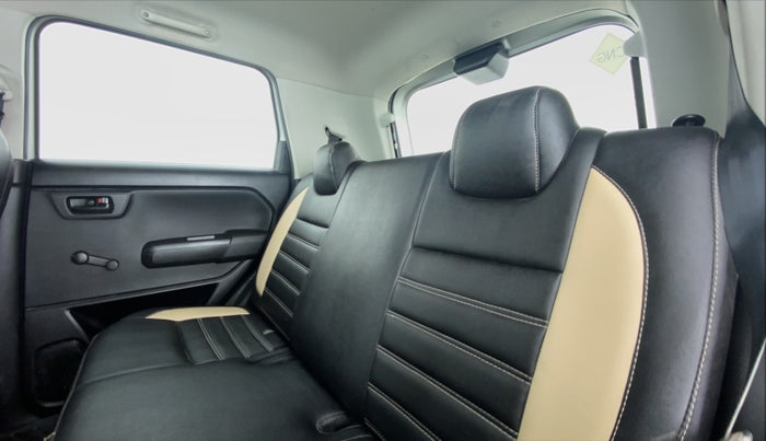 2020 Maruti New Wagon-R LXI CNG 1.0 L, CNG, Manual, 73,939 km, Right Side Rear Door Cabin