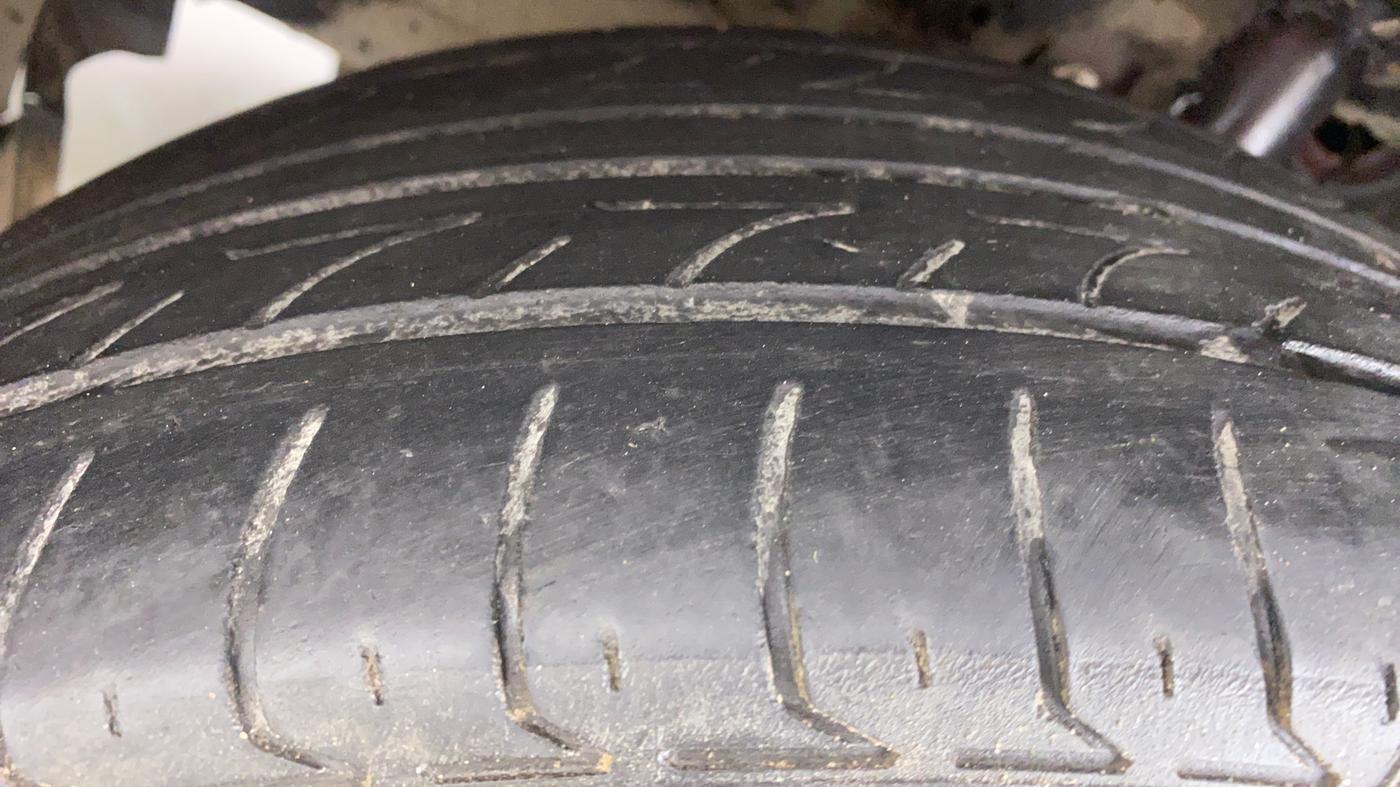 2017 Maruti Baleno ALPHA DDIS 190, Diesel, Manual, 83,423 km, Left Front Tyre Tread