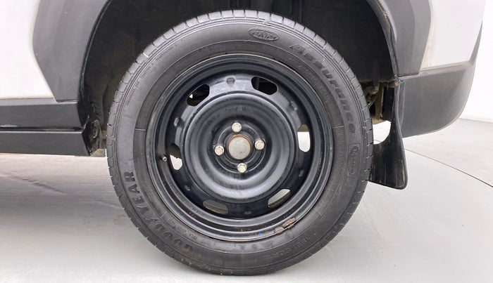 2021 Nissan MAGNITE XL MT, Petrol, Manual, 32,619 km, Left Rear Wheel