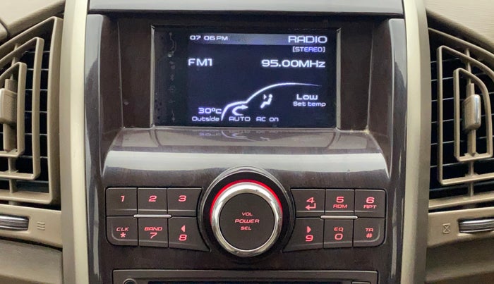 2015 Mahindra XUV500 W6, Diesel, Manual, 54,971 km, Infotainment System