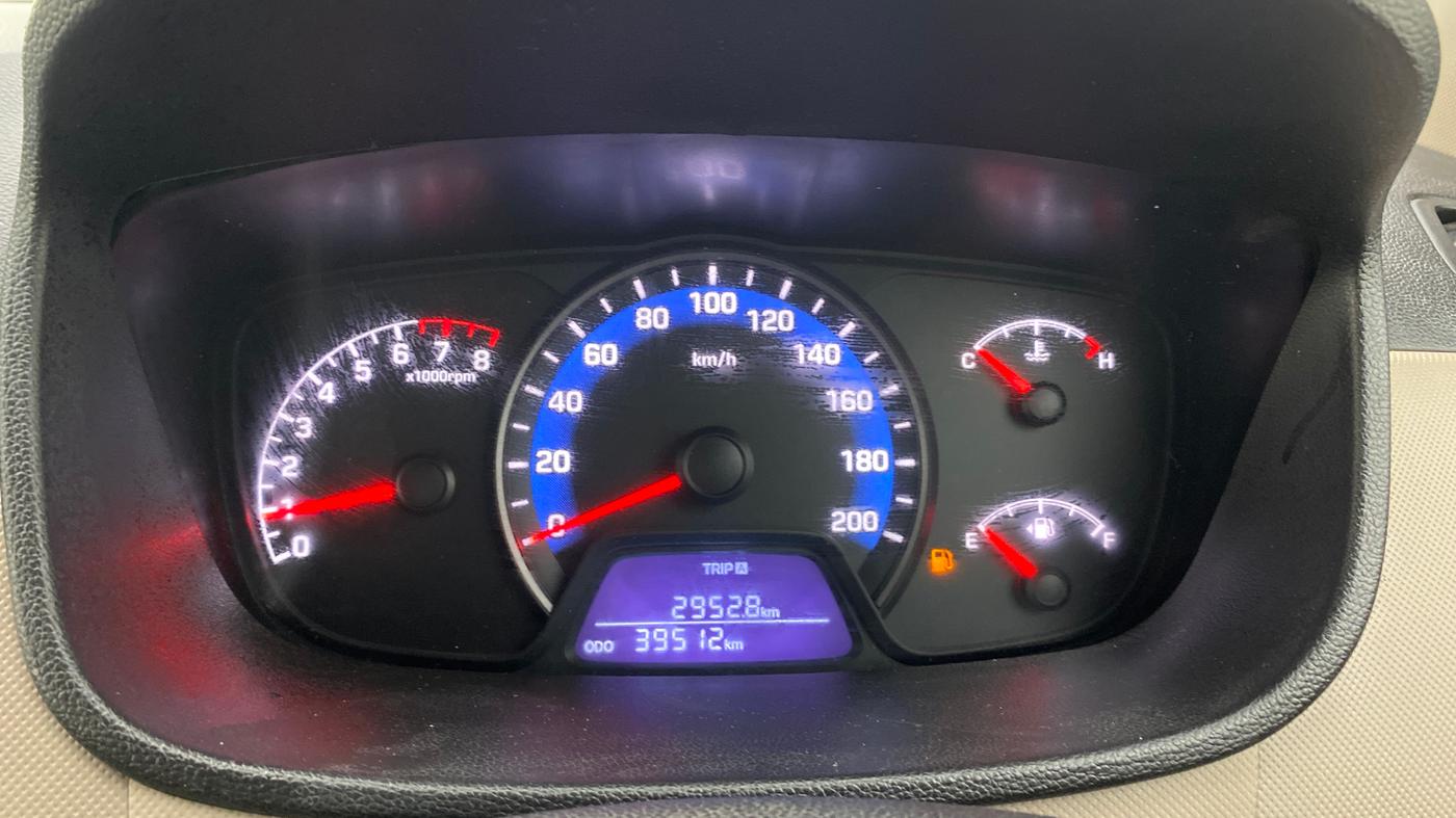 2016 Hyundai Xcent S 1.2, Petrol, Manual, 39,492 km, Odometer Image