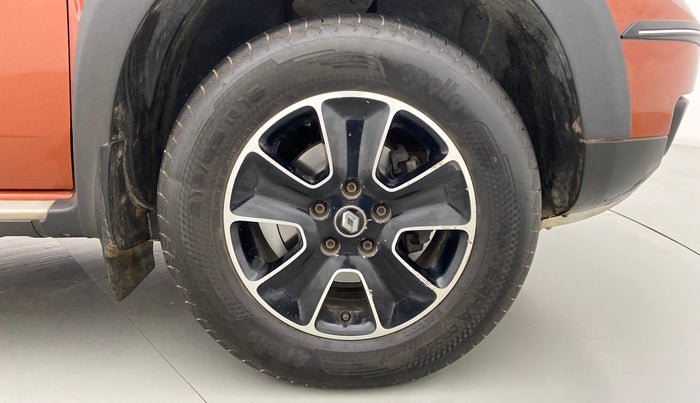 2016 Renault Duster RXZ AMT 110 PS, Diesel, Automatic, 53,576 km, Right Front Wheel